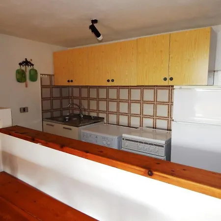 Apartman Locazione Turistica Bilo Ruinas 1 *